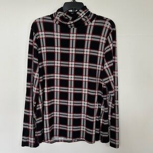 Black and Red Plaid Long Sleeve Top